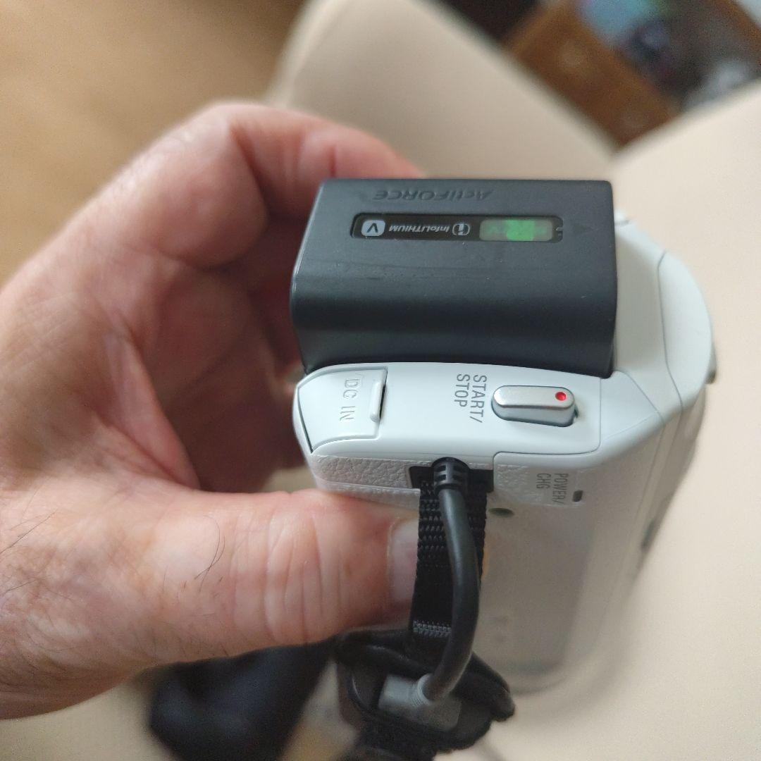 SONY HDR-CX535空間光学手ブレ補正 ＆シューティンググリップ