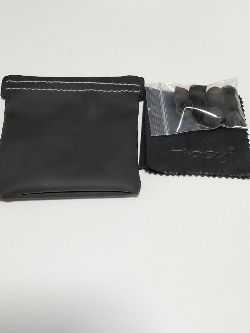 イヤホン Tipsy Dunmer