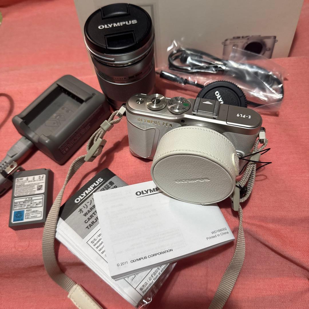 デジタルカメラ OLYMPUS PEN e-pl9