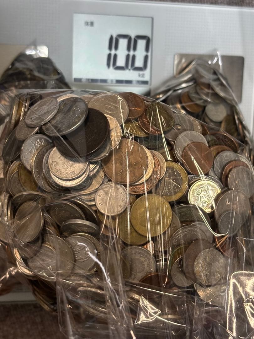 ジ*ン様 古銭　外国　メダル等　まとめて　約10キロ