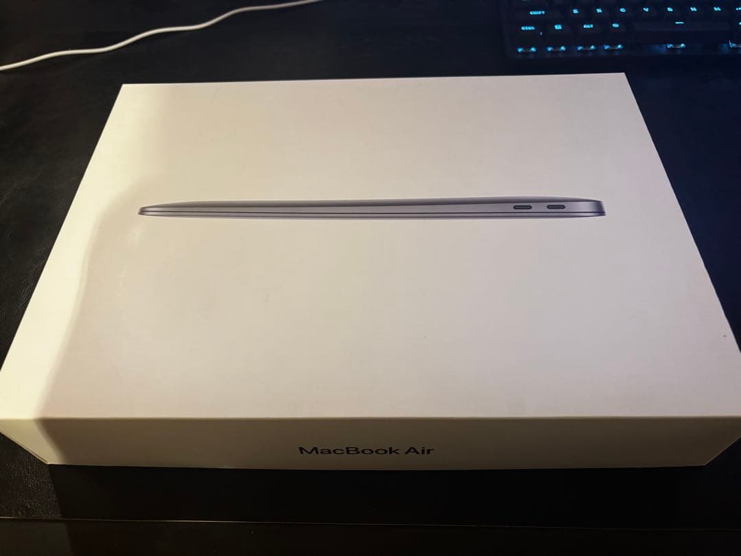 M1チップ搭載MacBook Air 13インチ
