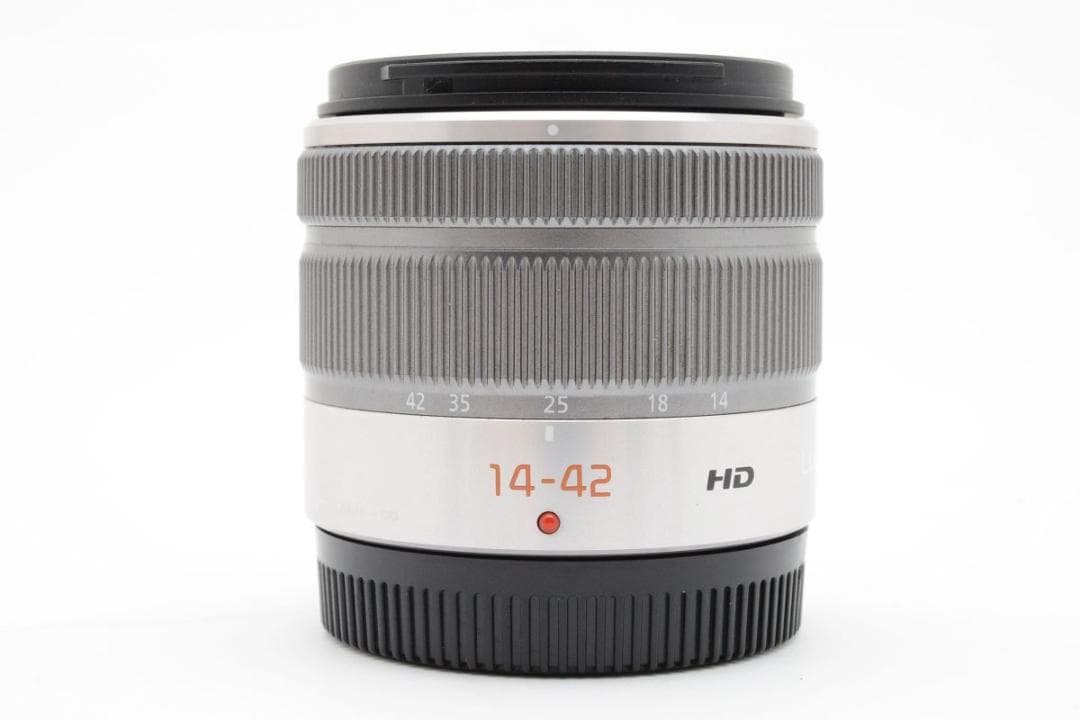 良品　Lumix G VARIO 14-42mm 3.5-5.6 II レンズ