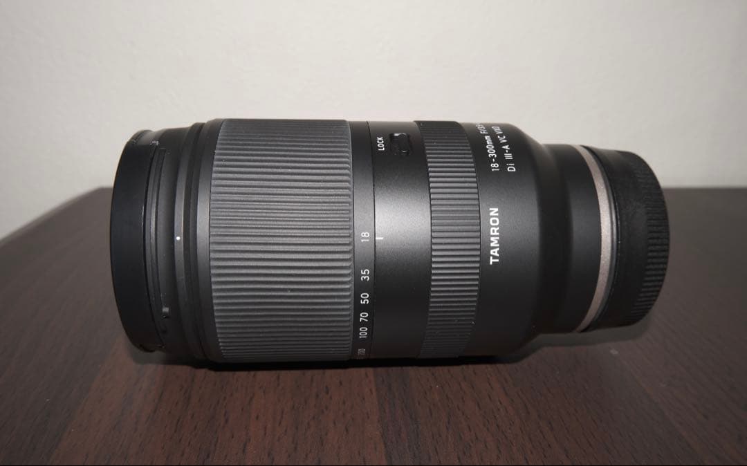 【美品】Tamron 18-300mm F3.5-6.3 ソニーEマウント