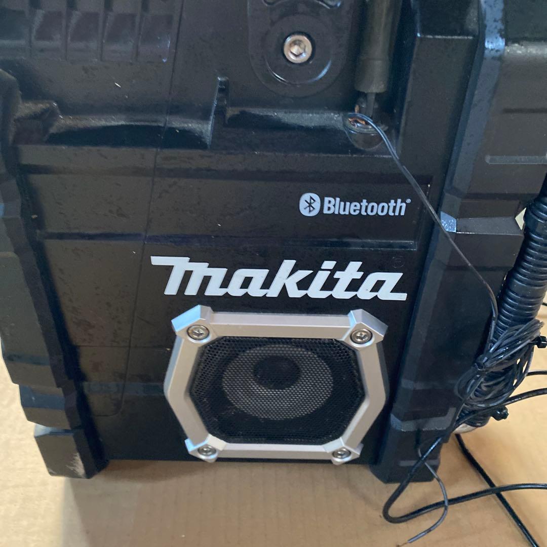 Makita Bluetoothラジオ　MR106