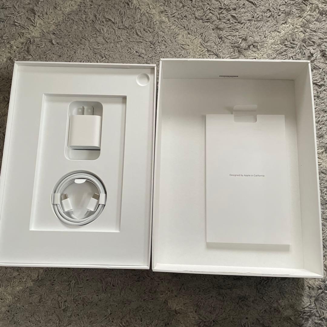 iPad (A16) 128GB シルバー フィルム、カバー、ペンシル付き