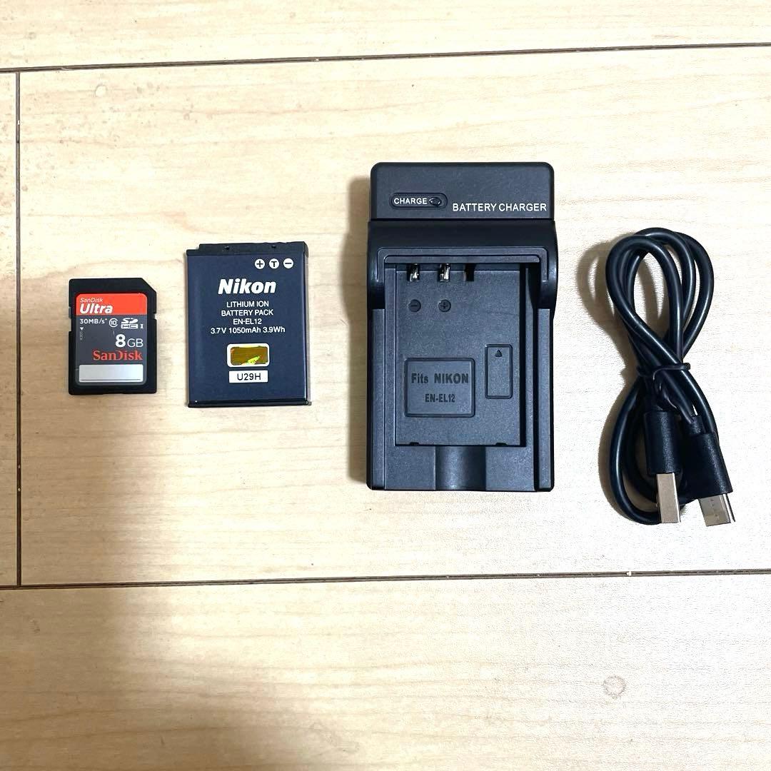 断*離様 【美品】Nikon COOLPIX A900 35x 4K シルバー