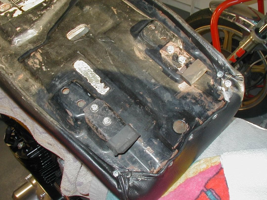 の*ち様 Z1R■純正シートフック ダンパーラバー 4P新品セット■ シートヒン