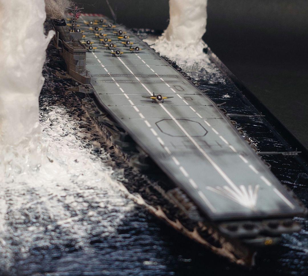 タミヤ　日本海軍　航空母艦　信濃　1/700　プラモデル完成品　ジオラマ