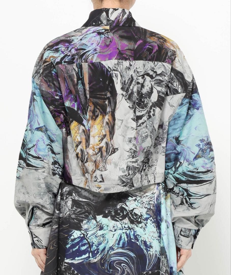 【HARE】新品未使用☆アートプリント クロップドシャツ 長袖