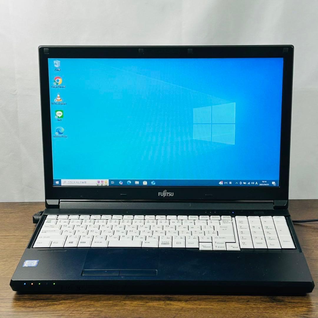 すぐ使えるノートパソコン 富士通ライフブック i5 8GB オフィス付き