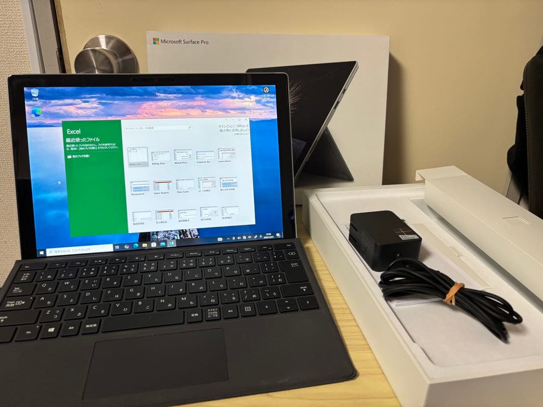 Microsoft Surface Pro5 m3 オフィスありW11 25H2