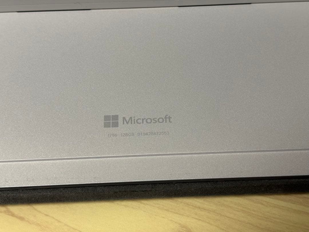 Microsoft Surface Pro5 m3 オフィスありW11 25H2