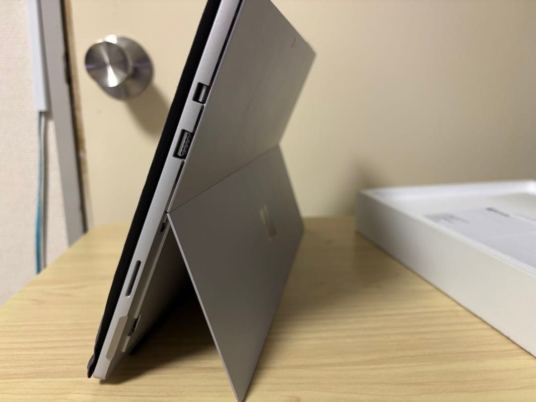 Microsoft Surface Pro5 m3 オフィスありW11 25H2