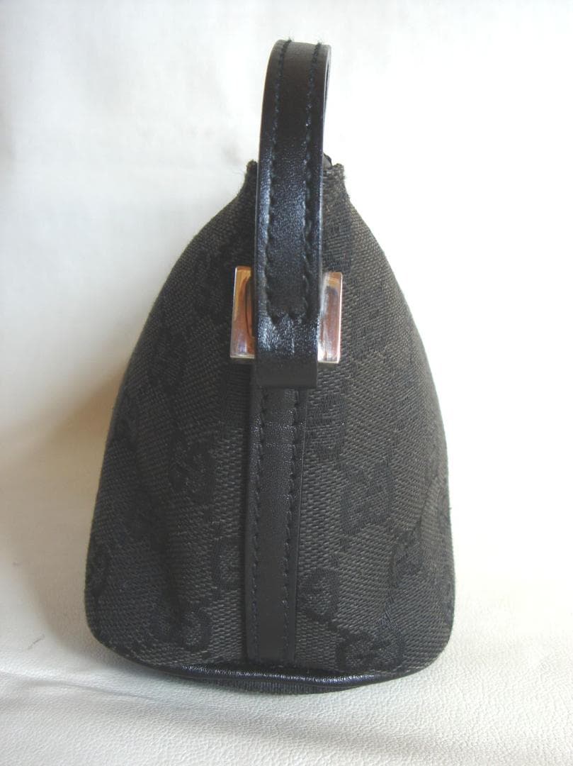 美品 GUCCI グッチ アクセサリーポーチ 039 1103 2123