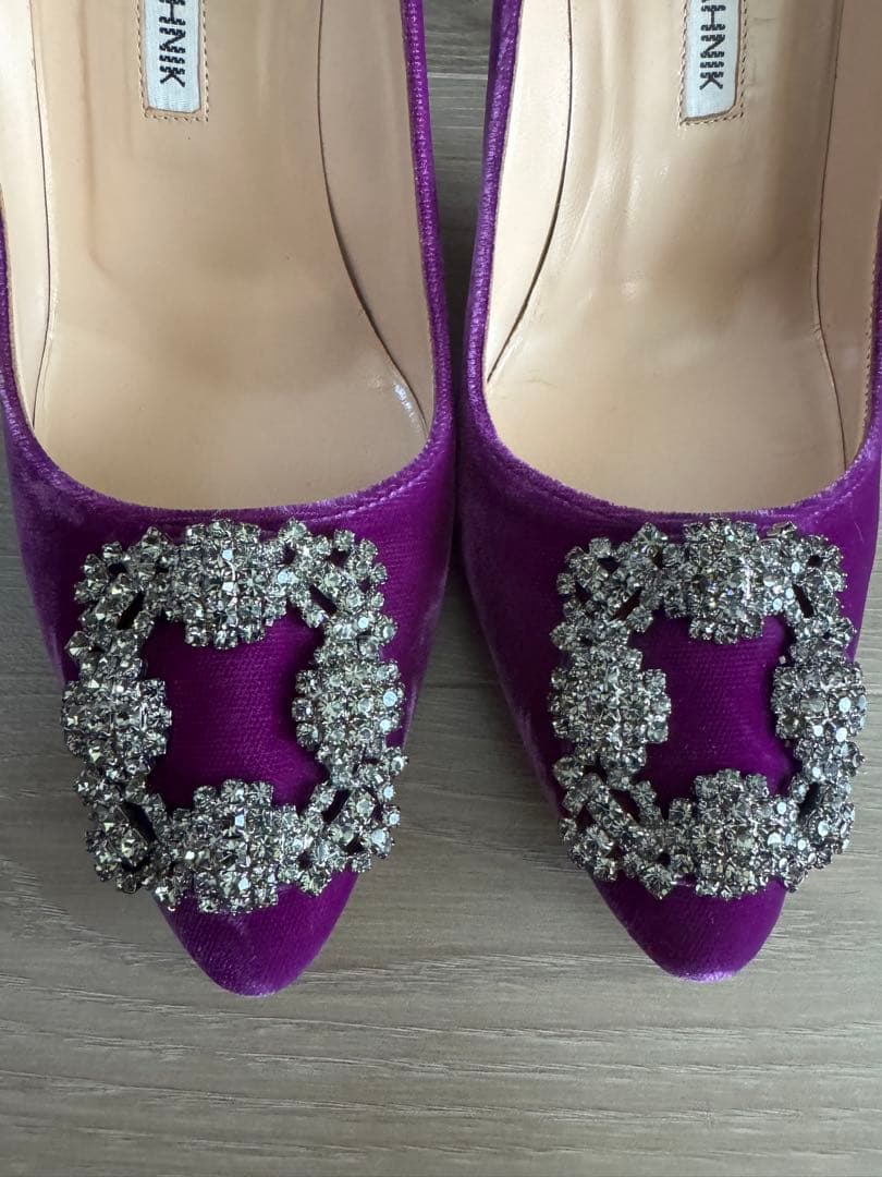 マノロブラニク　ハンギシ　パープル　ベルベット　37 9㎝ヒール