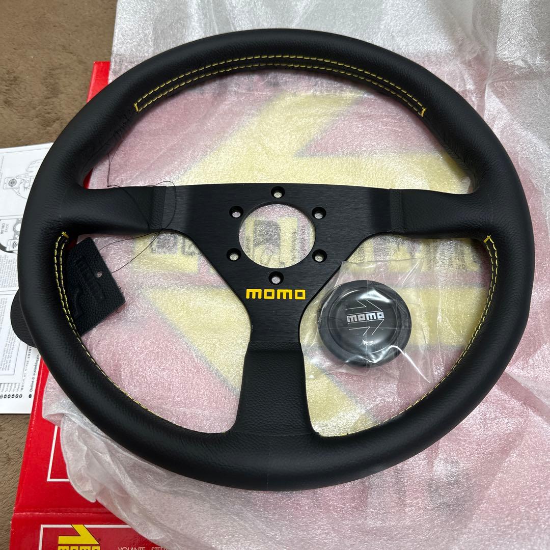 正規輸入品 MOMO ヴェローチェレーシング350mm新品未使用