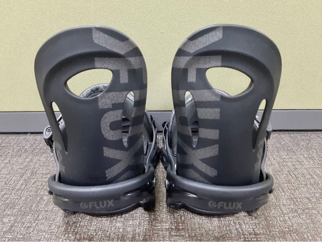 フラックス　ビンディング　DS 30　Sサイズ　flux　スノーボード