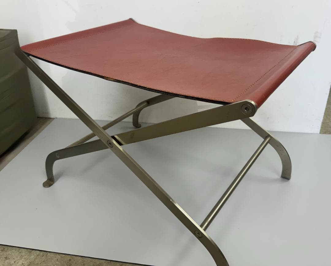 レザー　スツール　FLEXFORM / CARLOTTA STOOL