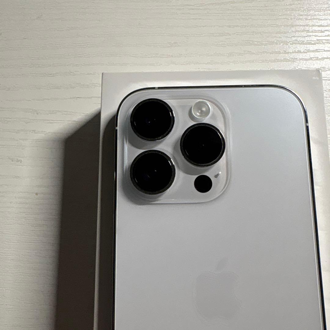iPhone 14 Pro 128GB シルバー SIMフリー 極美品