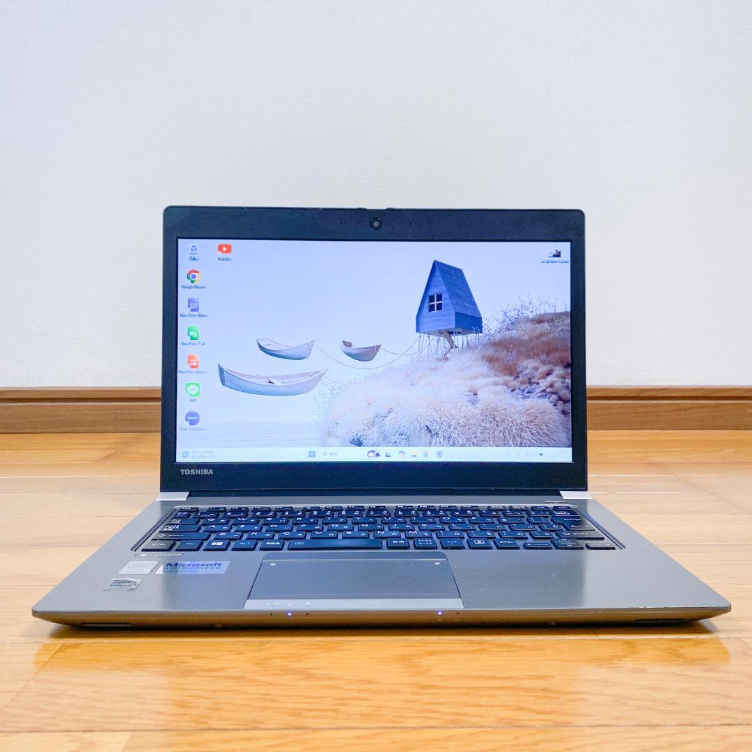 Hana Chan✨東芝 最新Win11 i5 SSD バッテリー カメラ