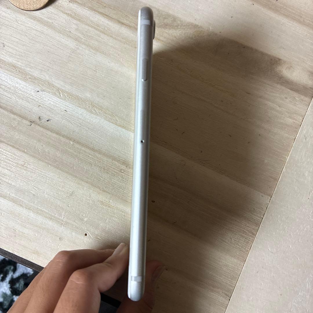 スマートフォン本体 iPhone7 32GB