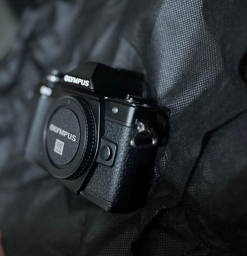 OLYMPUS OM-D E-M10 MarkⅡダブルズームキット