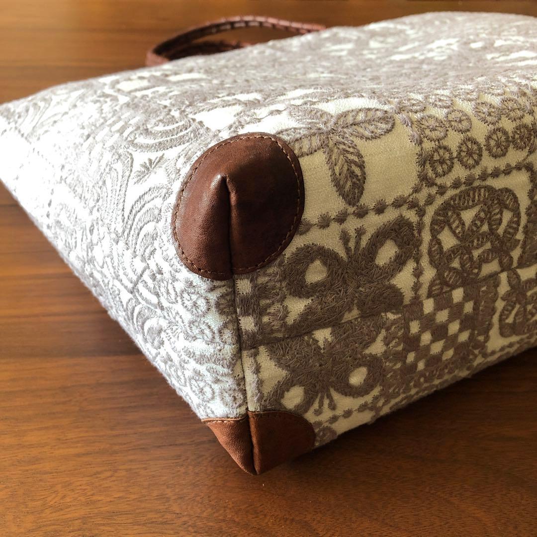 ハンドメイド ファスナー付きトートバッグ ミナペルホネン forest tile