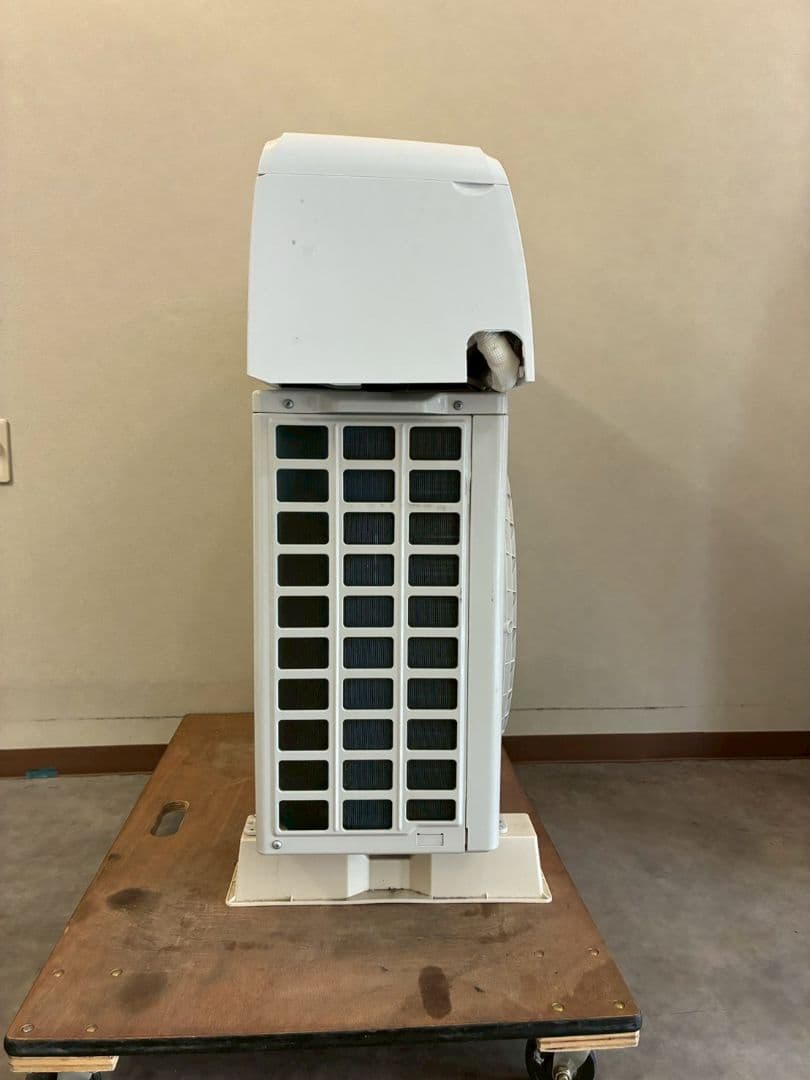 2134 リエア【YHA-S25P-W】2024年製 8畳 エアコン 中古