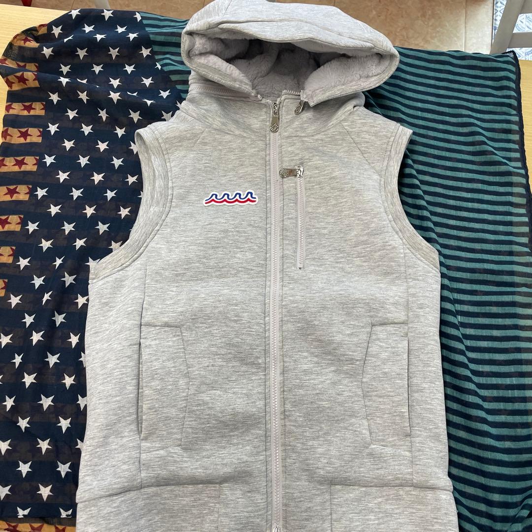 美品muta グレー フード付きベスト M