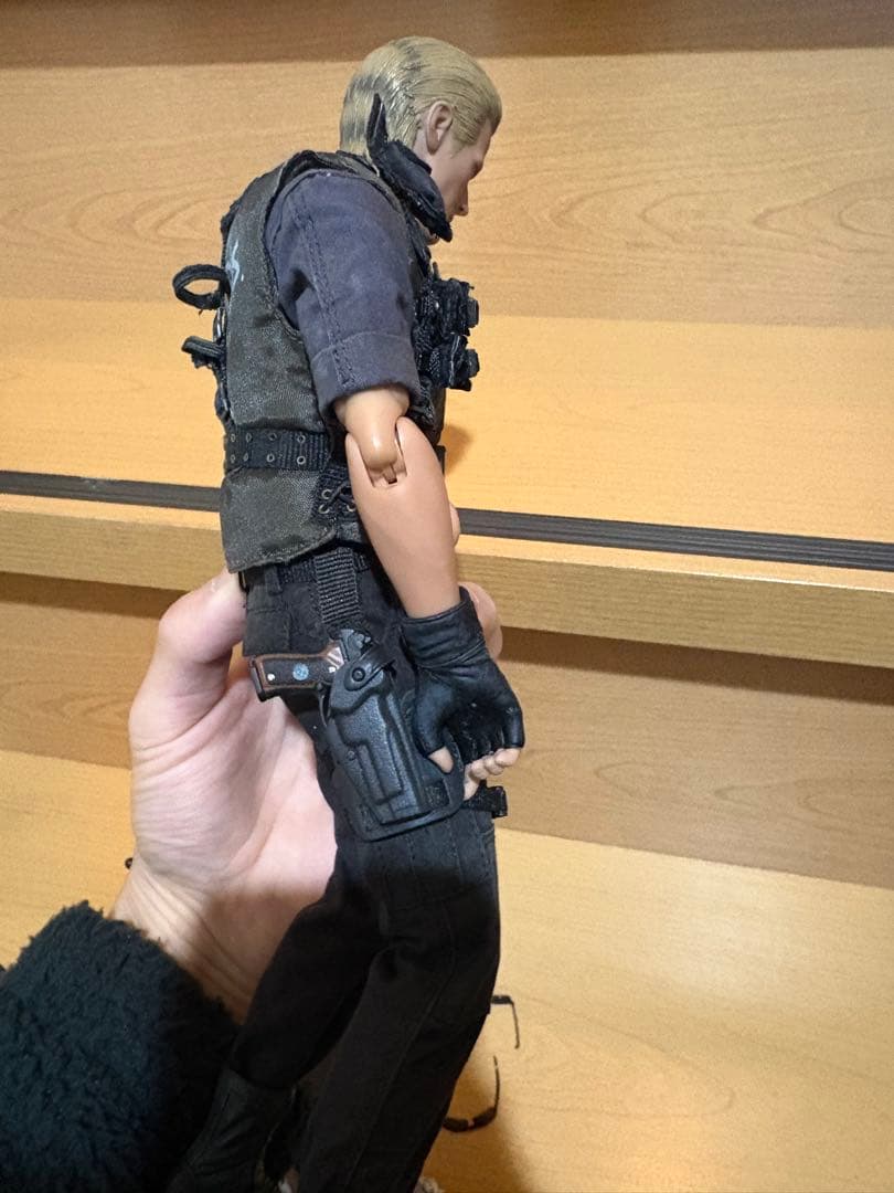 ホットトイズ マスターピース バイオハザード5 アルバート・ウェスカー