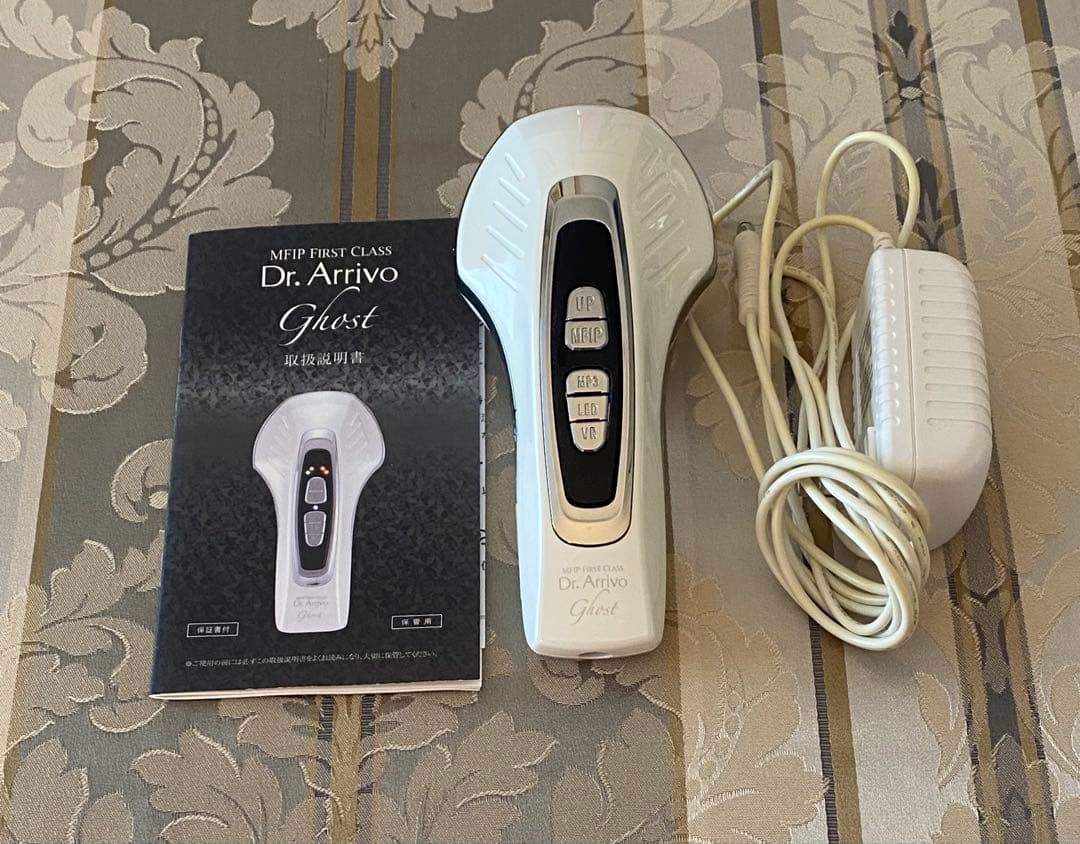 ドクターアリーヴォ　ゴースト 美顔器