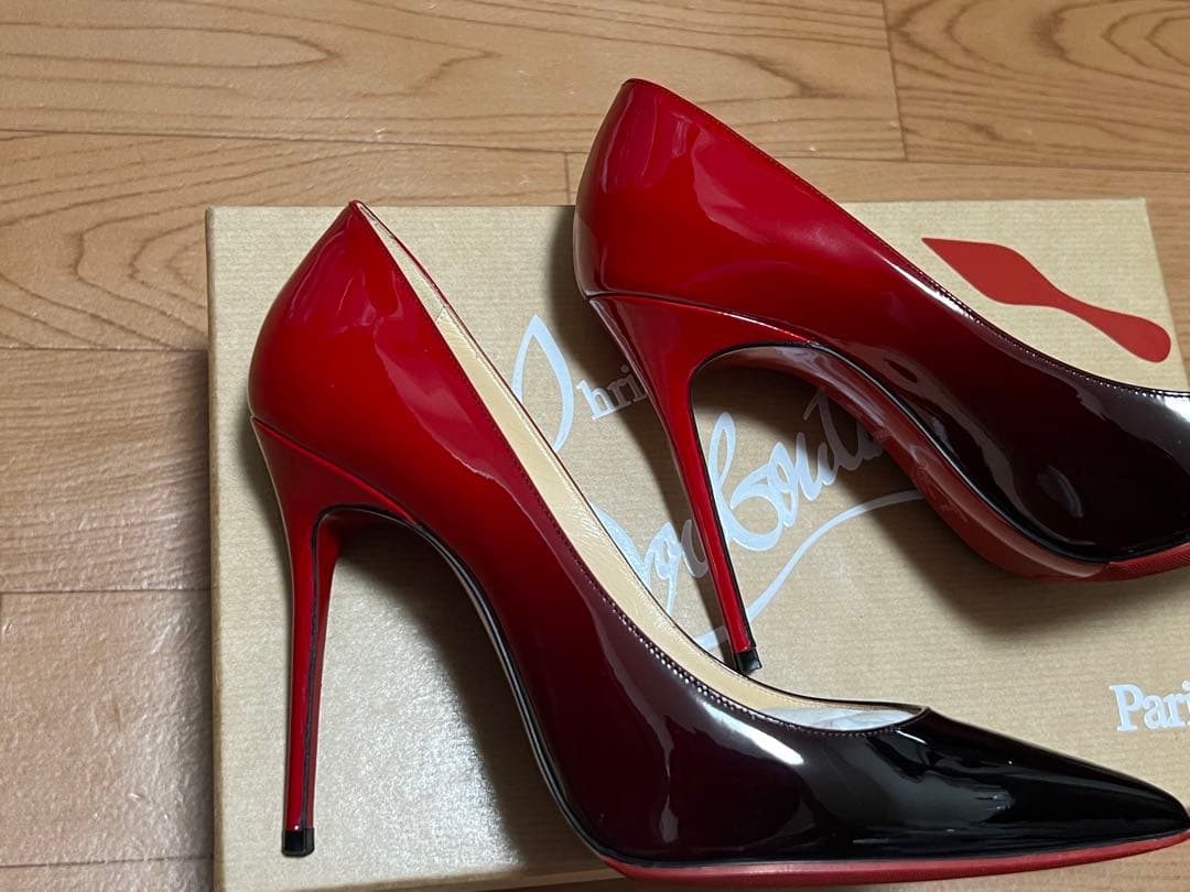 Christian Louboutin DECOLLETE パンプス