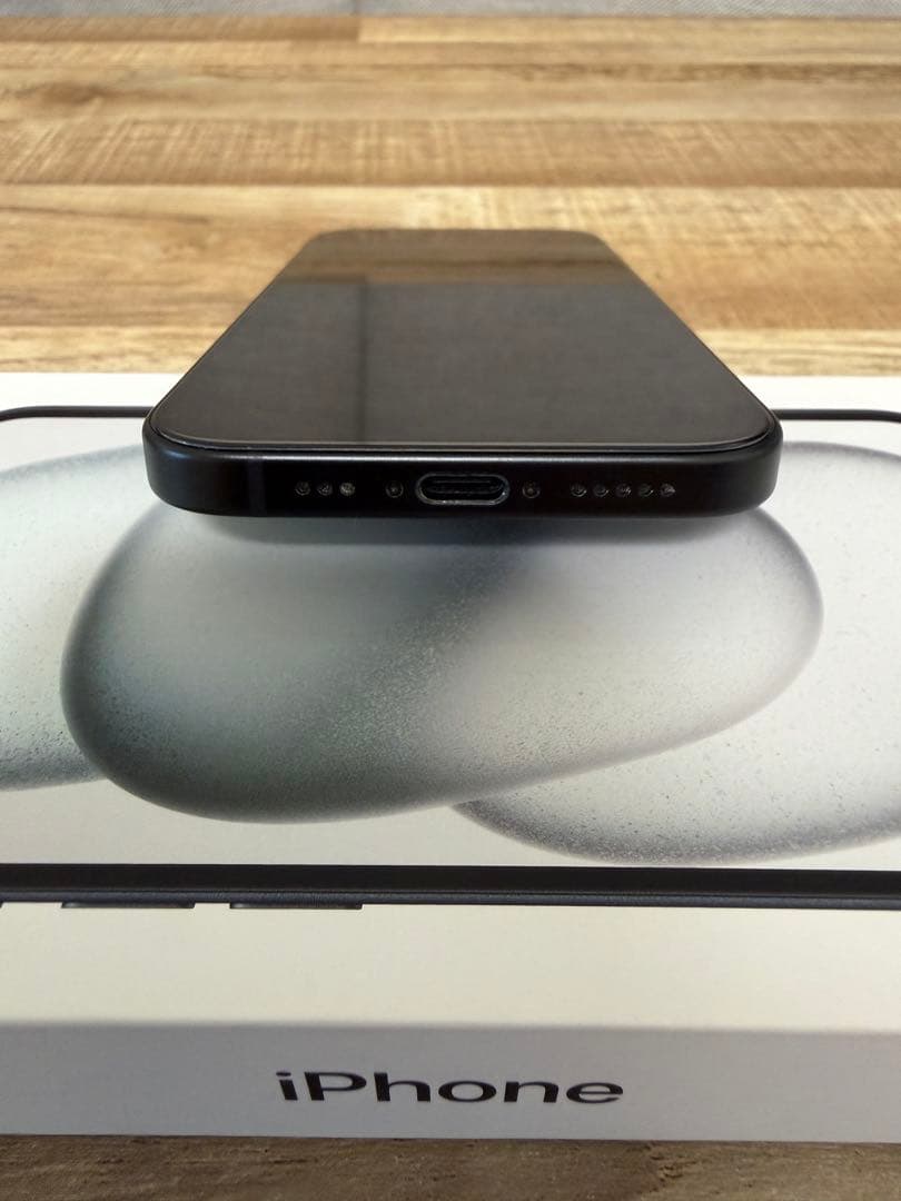 iPhone15ブラック 128GB バッテリー容量88%