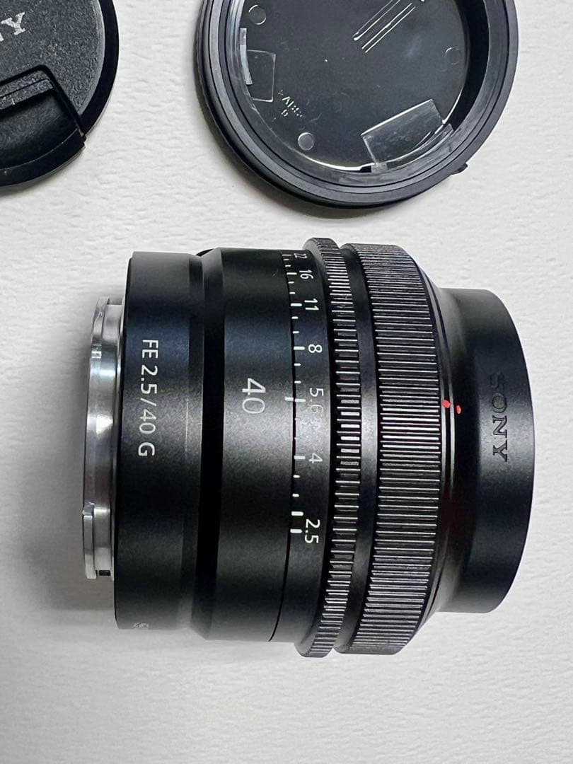 【極上美品】SONY Gレンズ FE40mm F2.5 G（SEL40F25G）