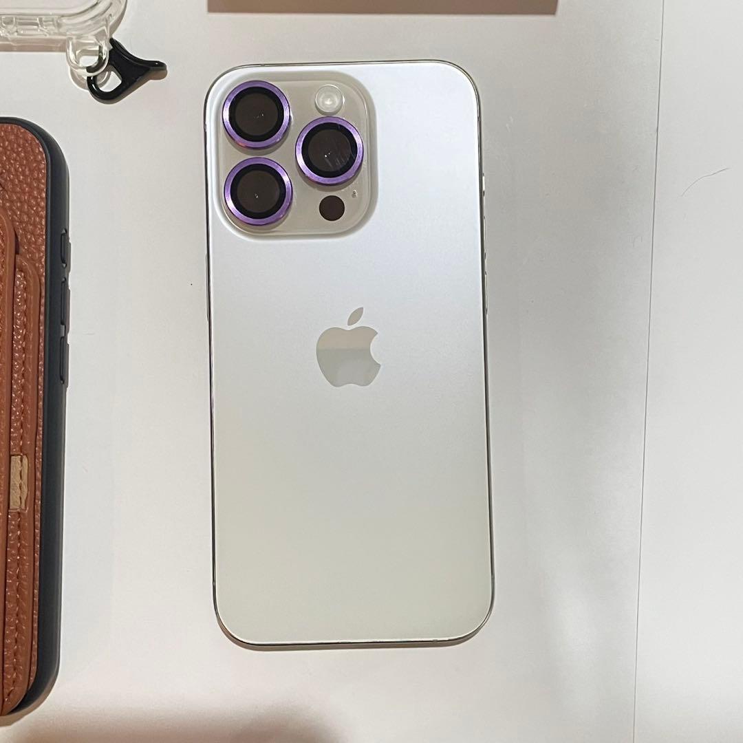 iPhone 15 Pro 256GB ホワイト チタニウムSIMフリー