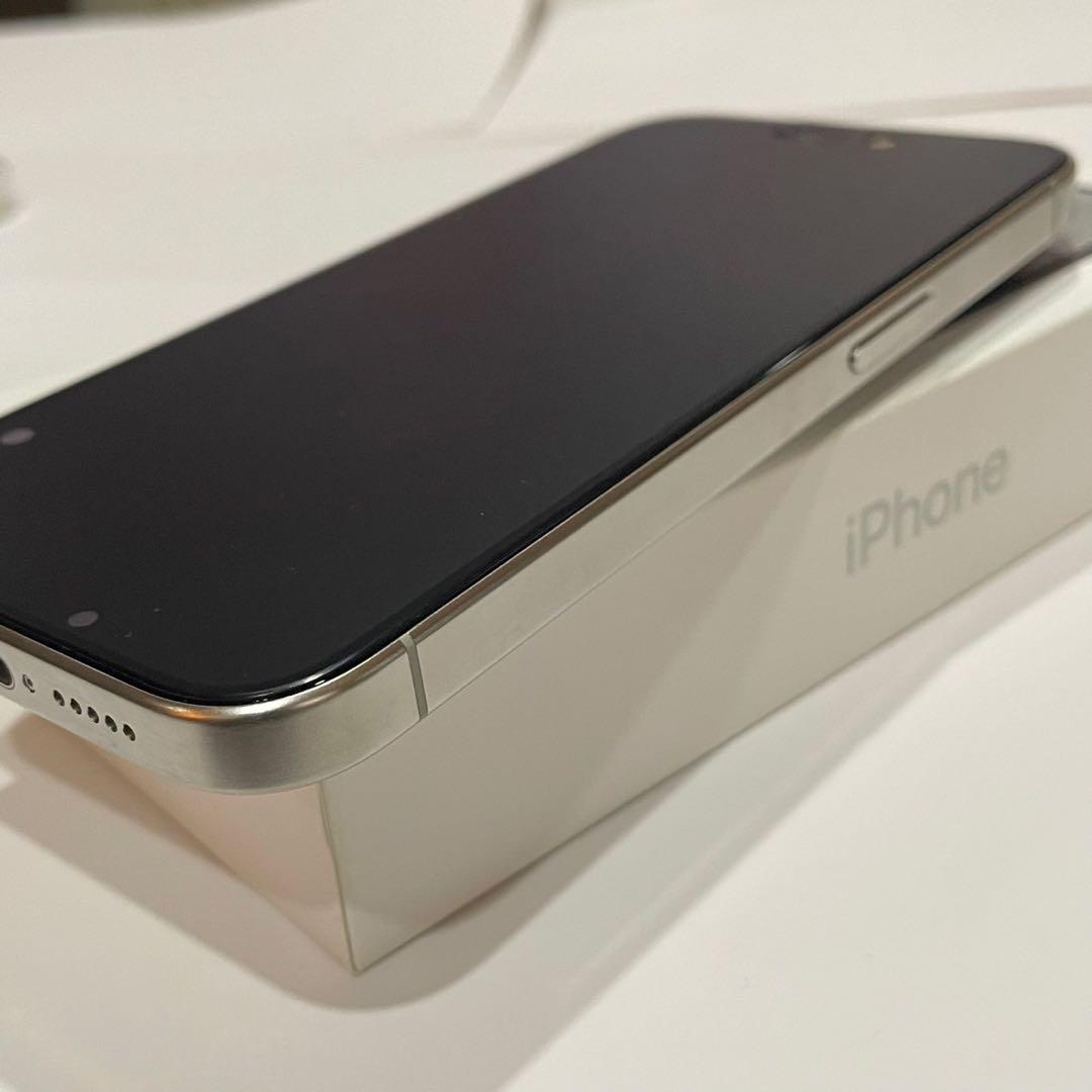 iPhone 15 Pro 256GB ホワイト チタニウムSIMフリー