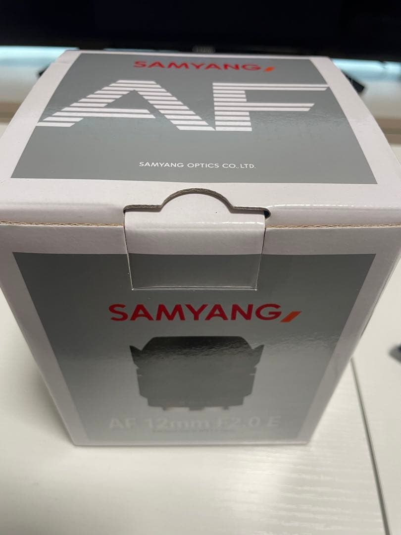 SAMYANG AF 12mm F2.0 ソニーEマウント　各種フィルター付き