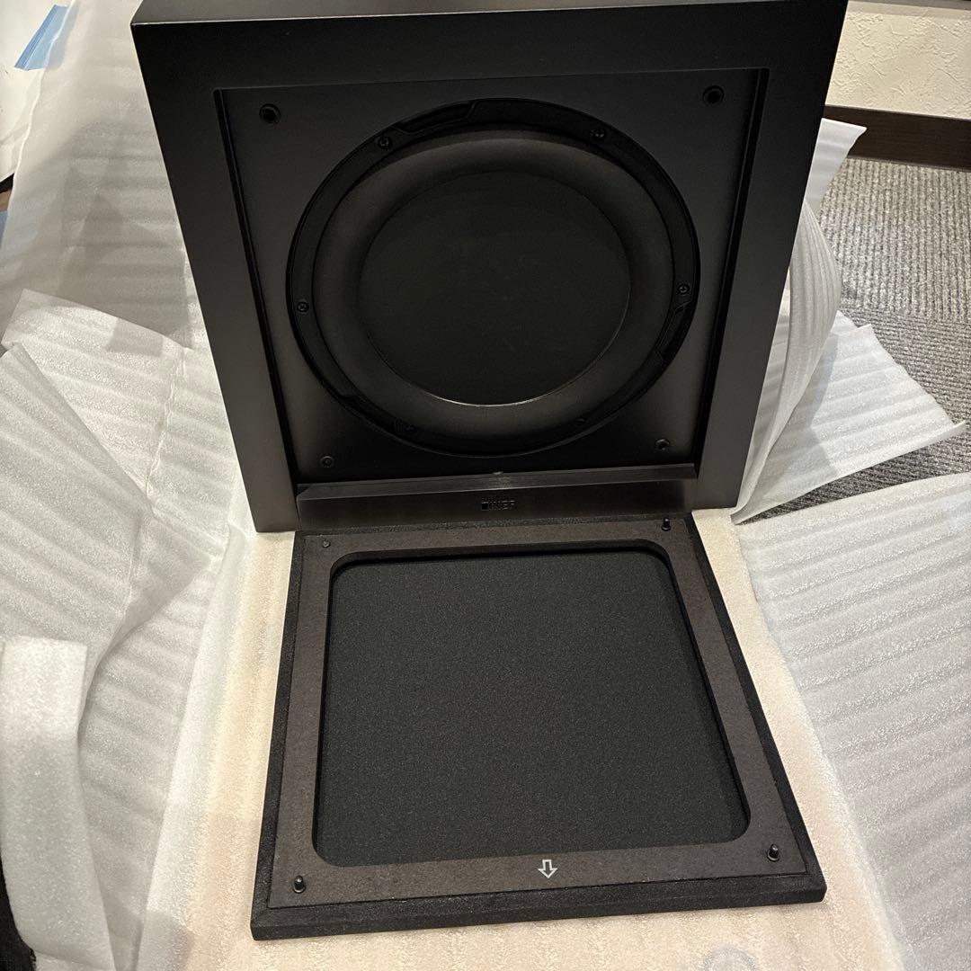 KEF T2 サブウーファー　ほぼ未使用品（10分だけ音出し確認済み）