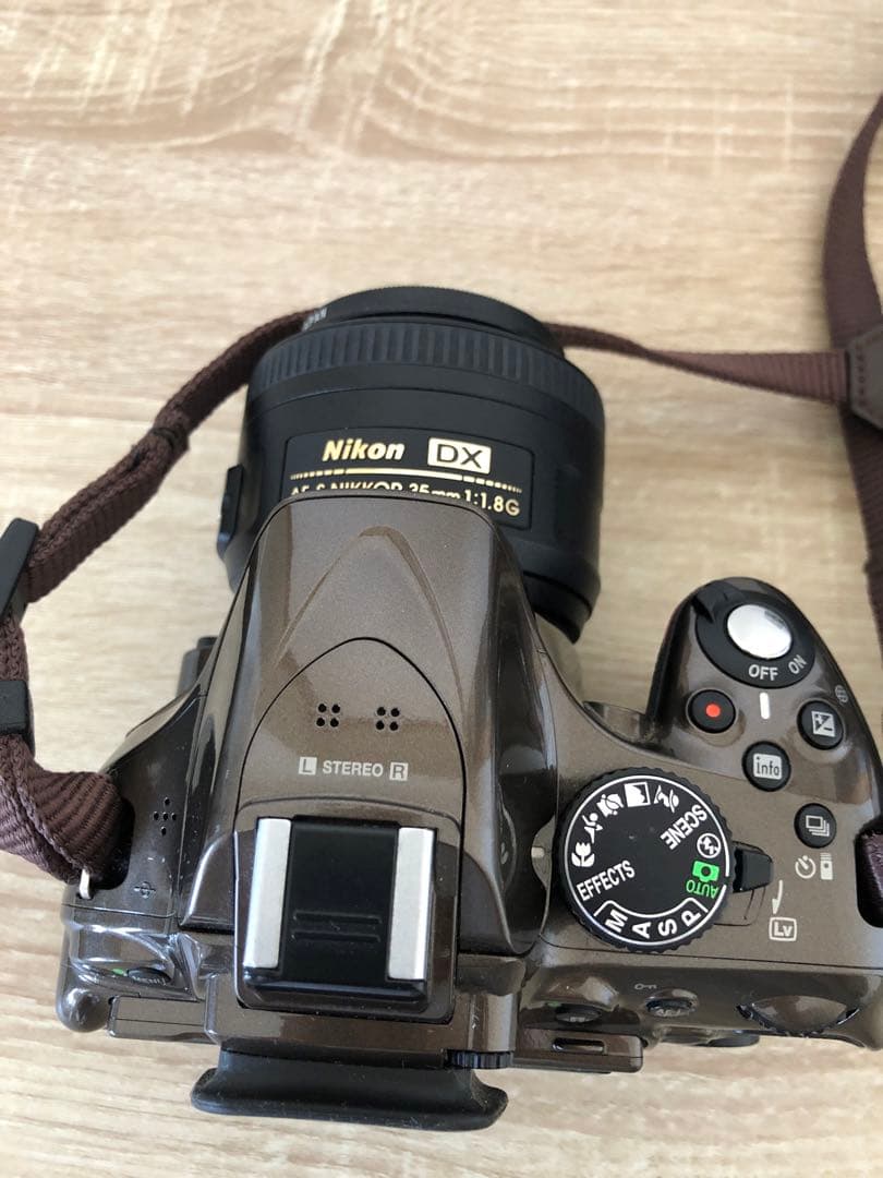 Nikon D5200 デジタル一眼レフカメラレンズ3本付き