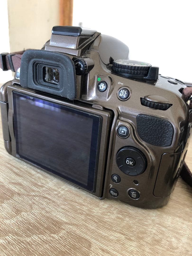 Nikon D5200 デジタル一眼レフカメラレンズ3本付き