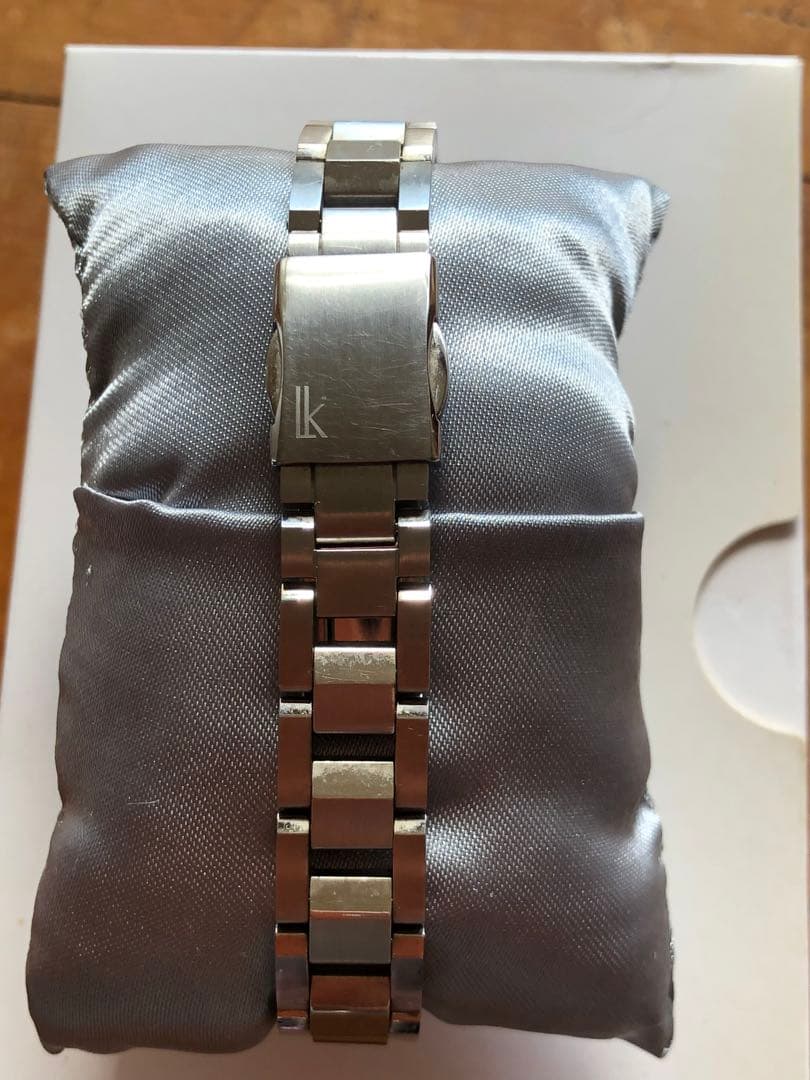 SEIKO LUKIAレディース SSVE047 ソーラー電波時計 シルバー