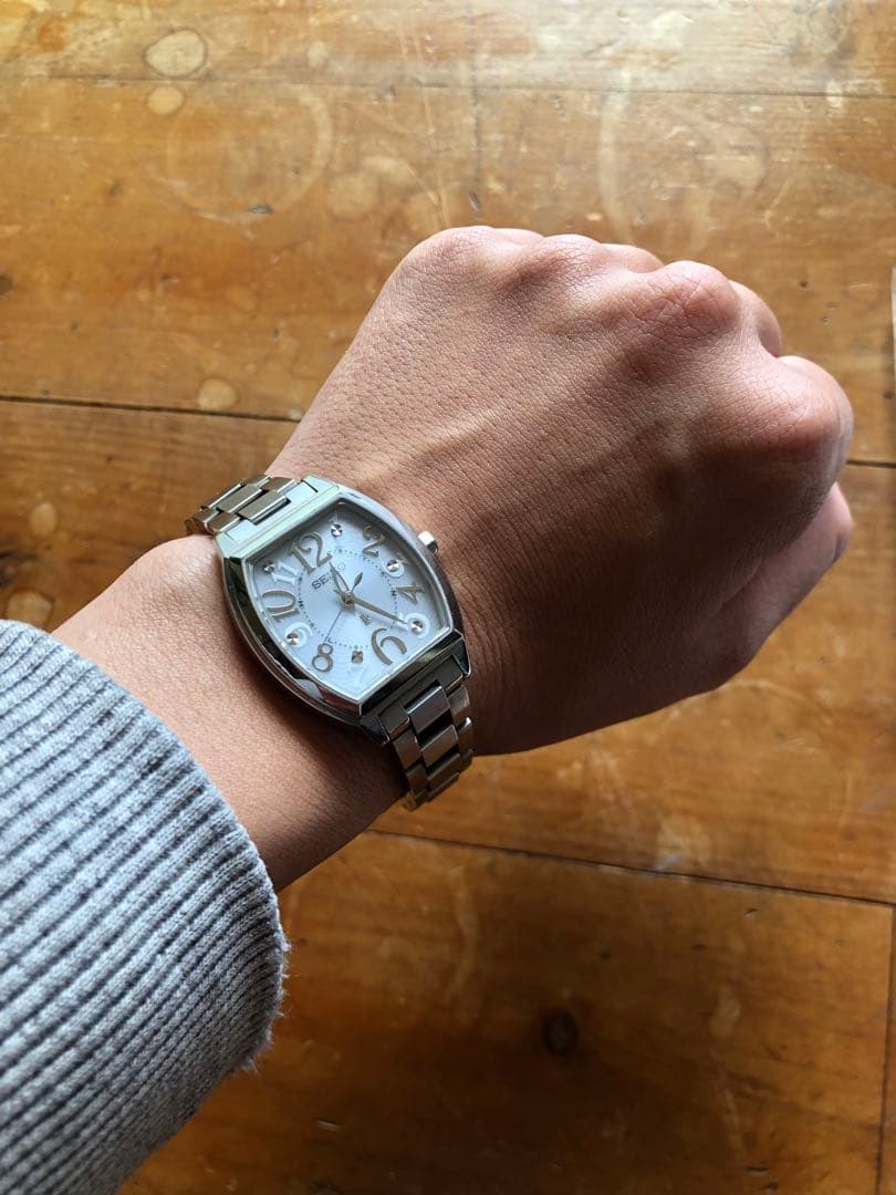 SEIKO LUKIAレディース SSVE047 ソーラー電波時計 シルバー