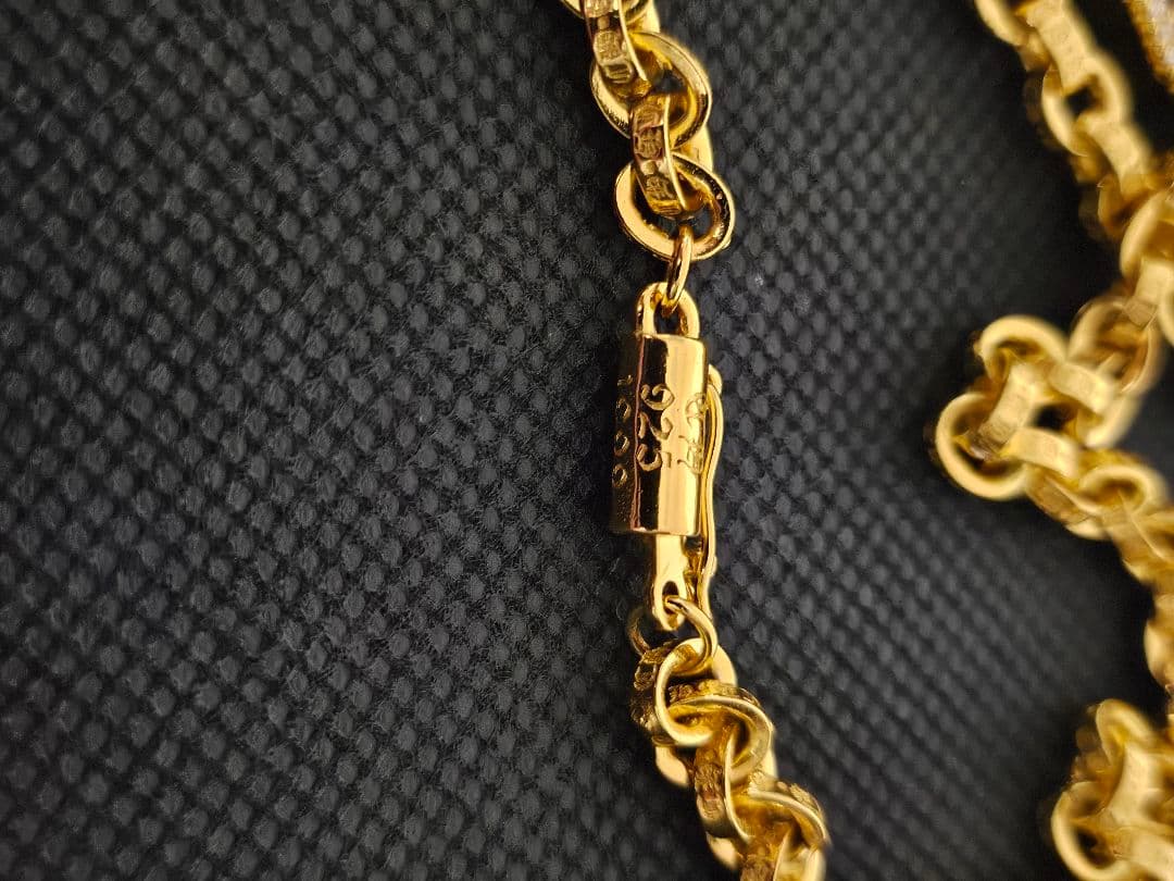 22kコーティング　ダガーネックレス