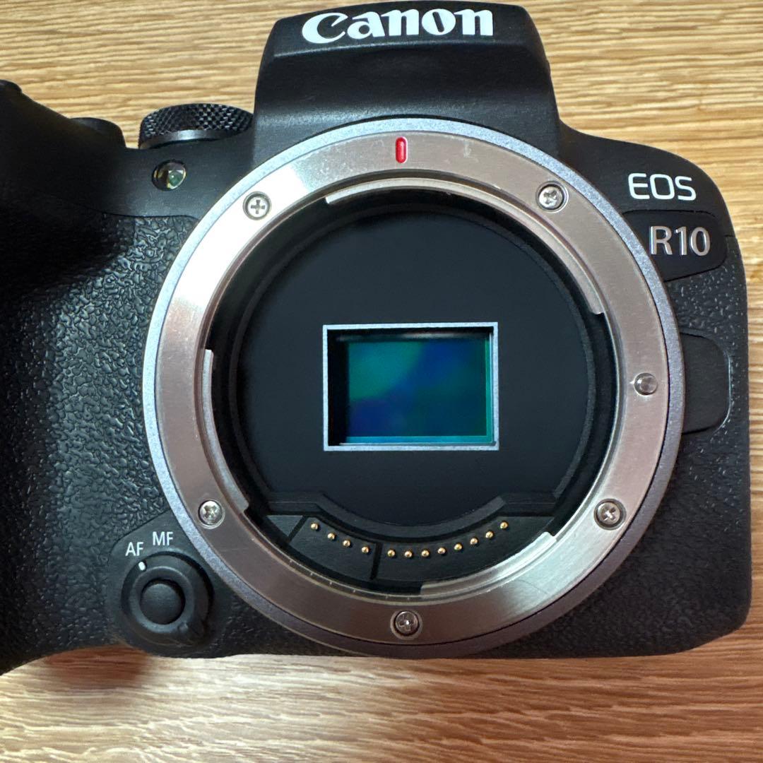 【最終値下・今日限り】Canon EOS R10 ミラーレスカメラ 本体