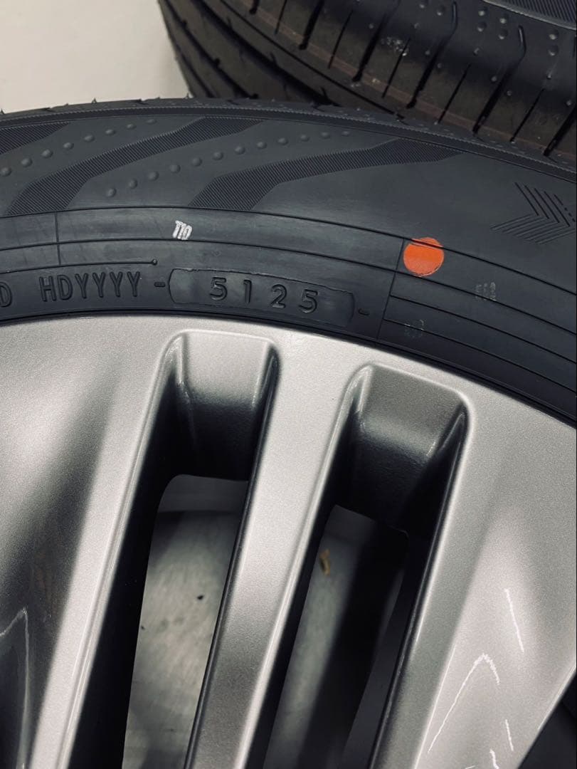 エベレスター 18インチ ホイールセット ADVAN