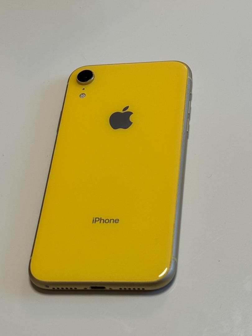 iPhone XR 128GB MT0Q2J/A 本体