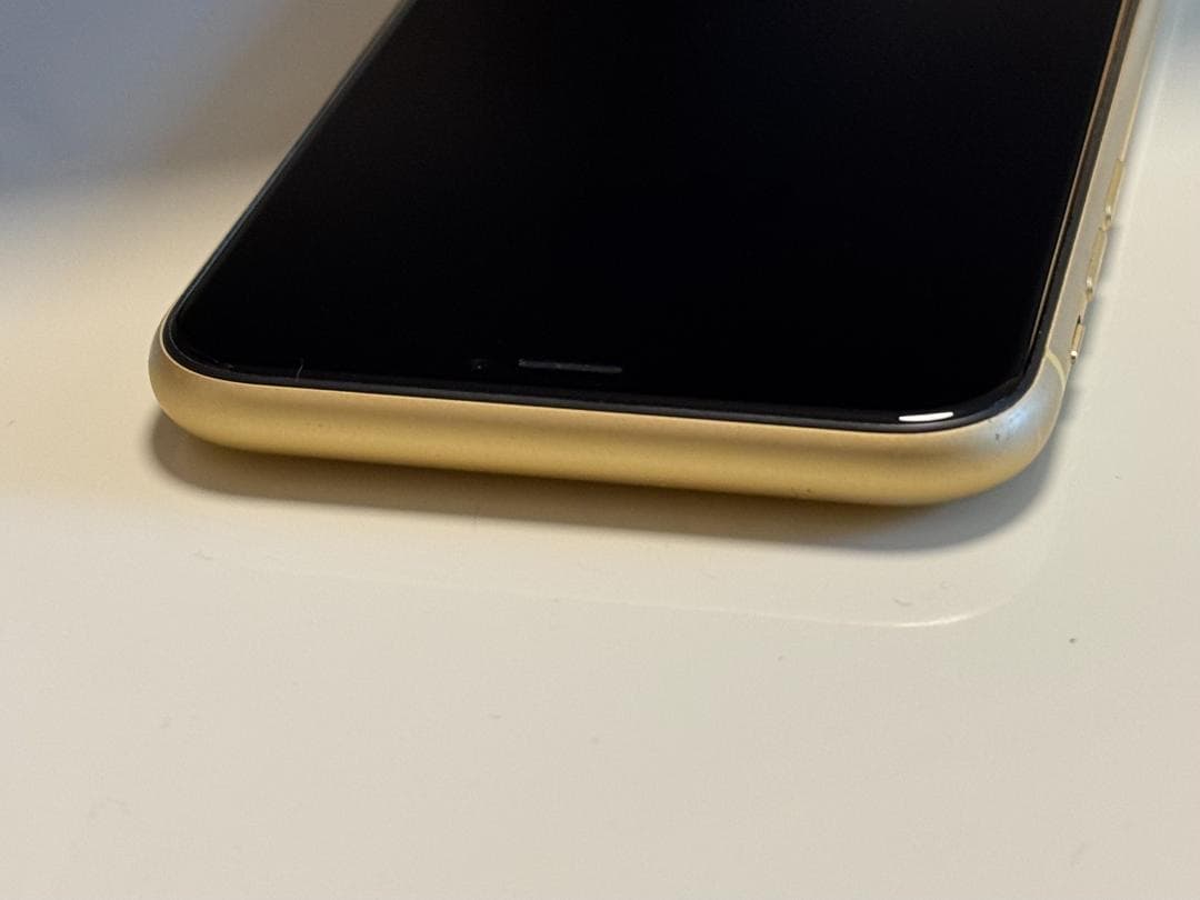 iPhone XR 128GB MT0Q2J/A 本体