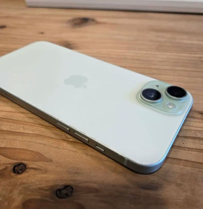 【箱付き美品】Apple iPhone 15plus SIMフリー グリーン