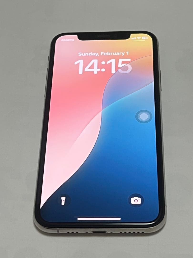 携帯電話本体 iPhone XS - Silver - Screen Defect