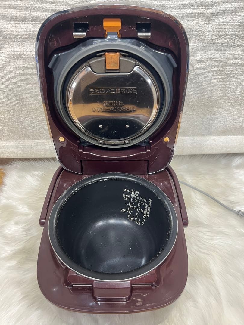 炊飯器 NP-YT10 ワインレッド